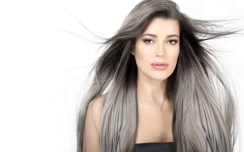 cursos de peluqueria en parla como lograr coloracion gris plata cabello mujer pelo plateado-academia-peluqueria-estetica.com